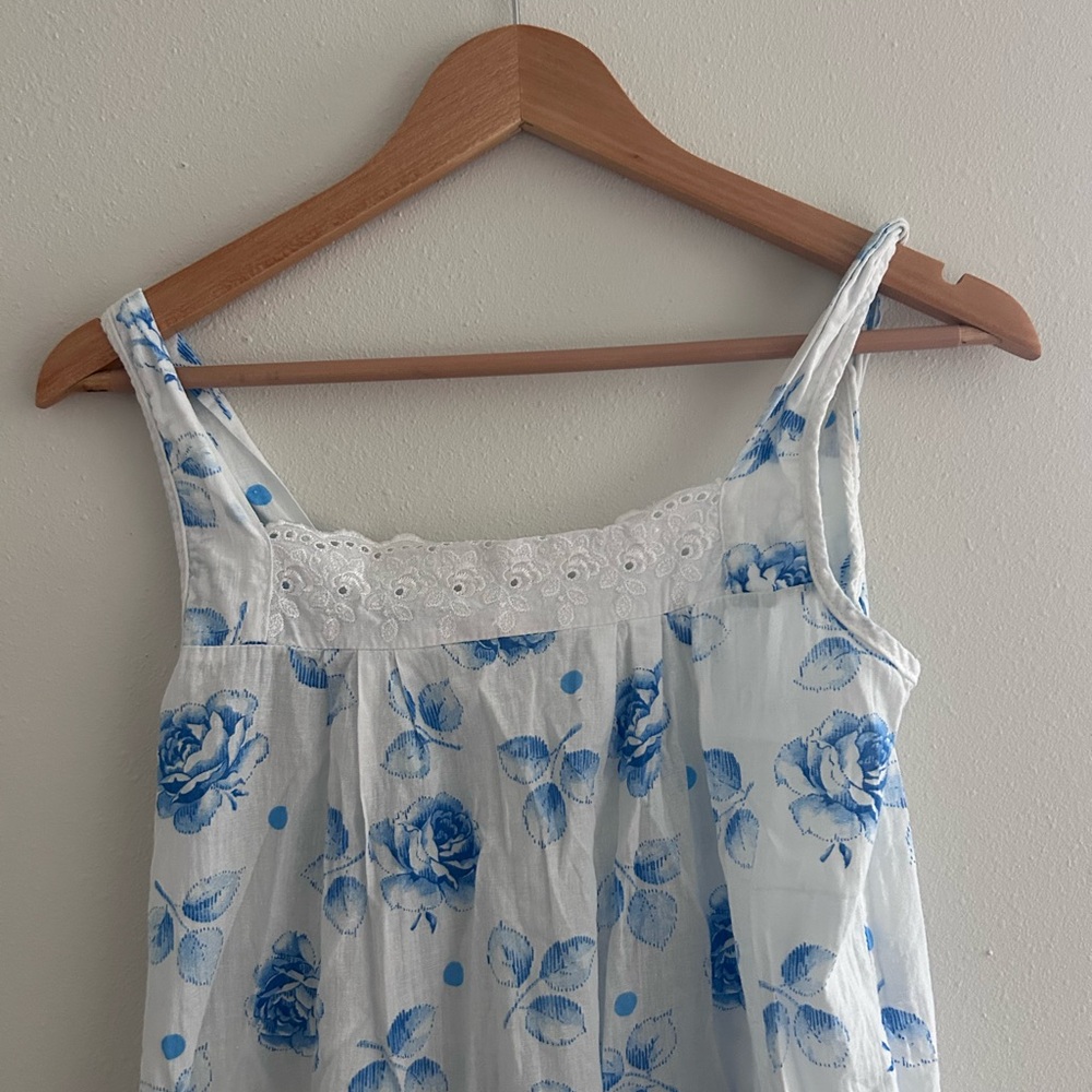 Vintage Floral Blue and White Sleeveless Dress/Nightgown
